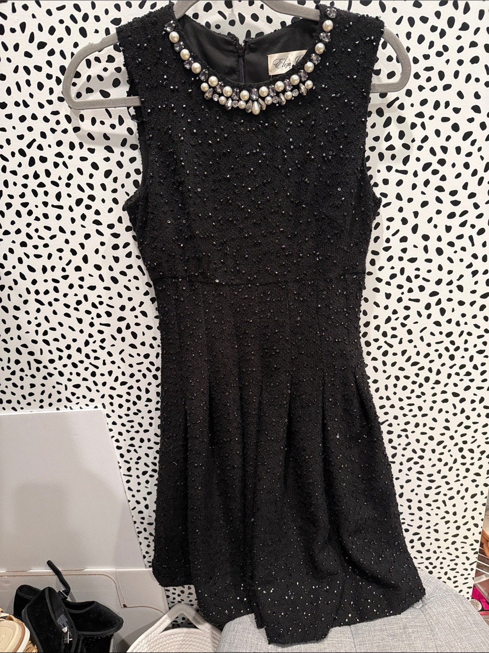 Eliza J Elegant Black Beaded Sleeveless Dress Pearl-Trim 4 pleated semi-formal